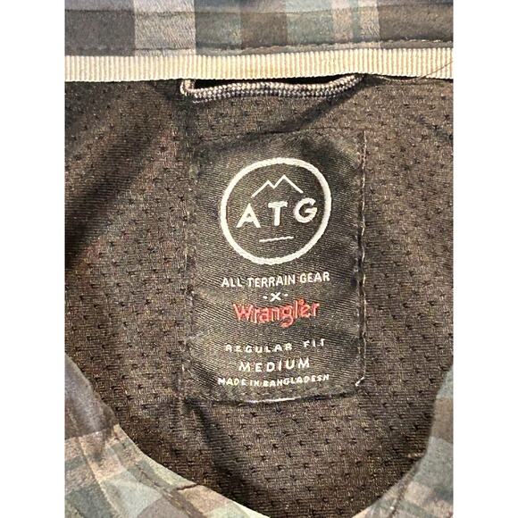 Wrangler Atg Shirt Mens Medium All Terrain Gear X Snap Plaid Fishing Hiking - Picture 8 of 12